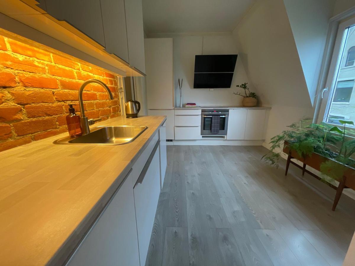 Charming Apartment In Alesund Center With Free Parking Exteriör bild