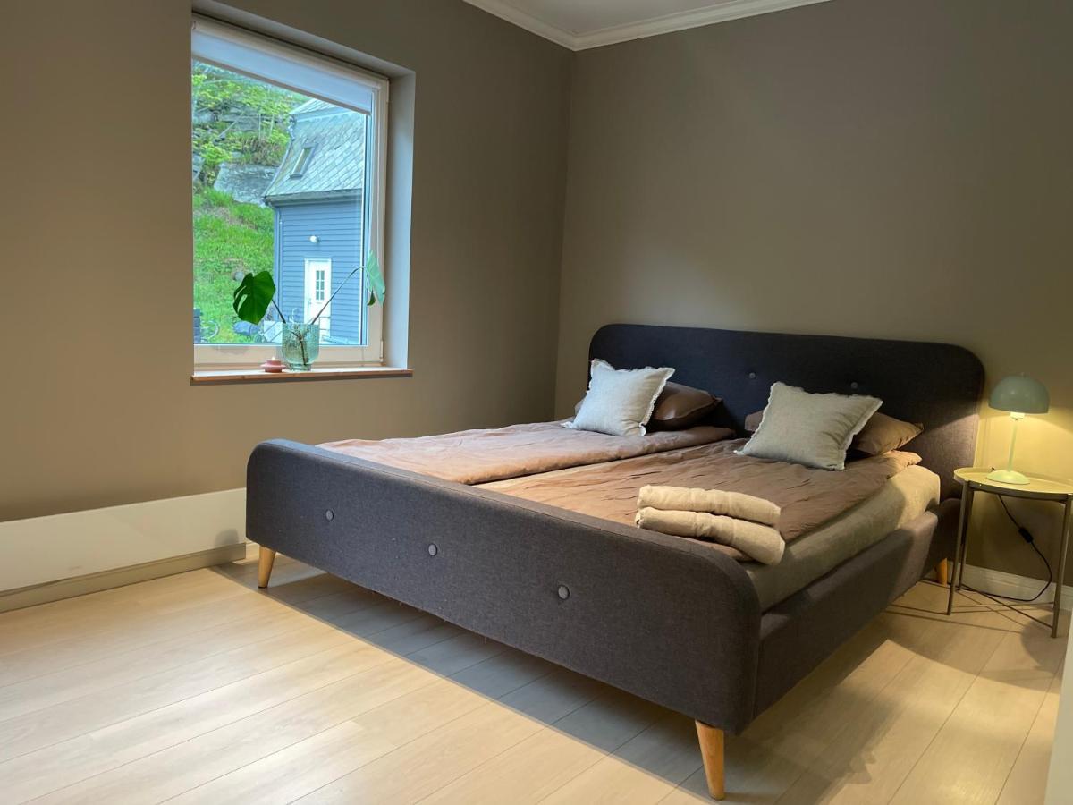 Charming Apartment In Alesund Center With Free Parking Exteriör bild